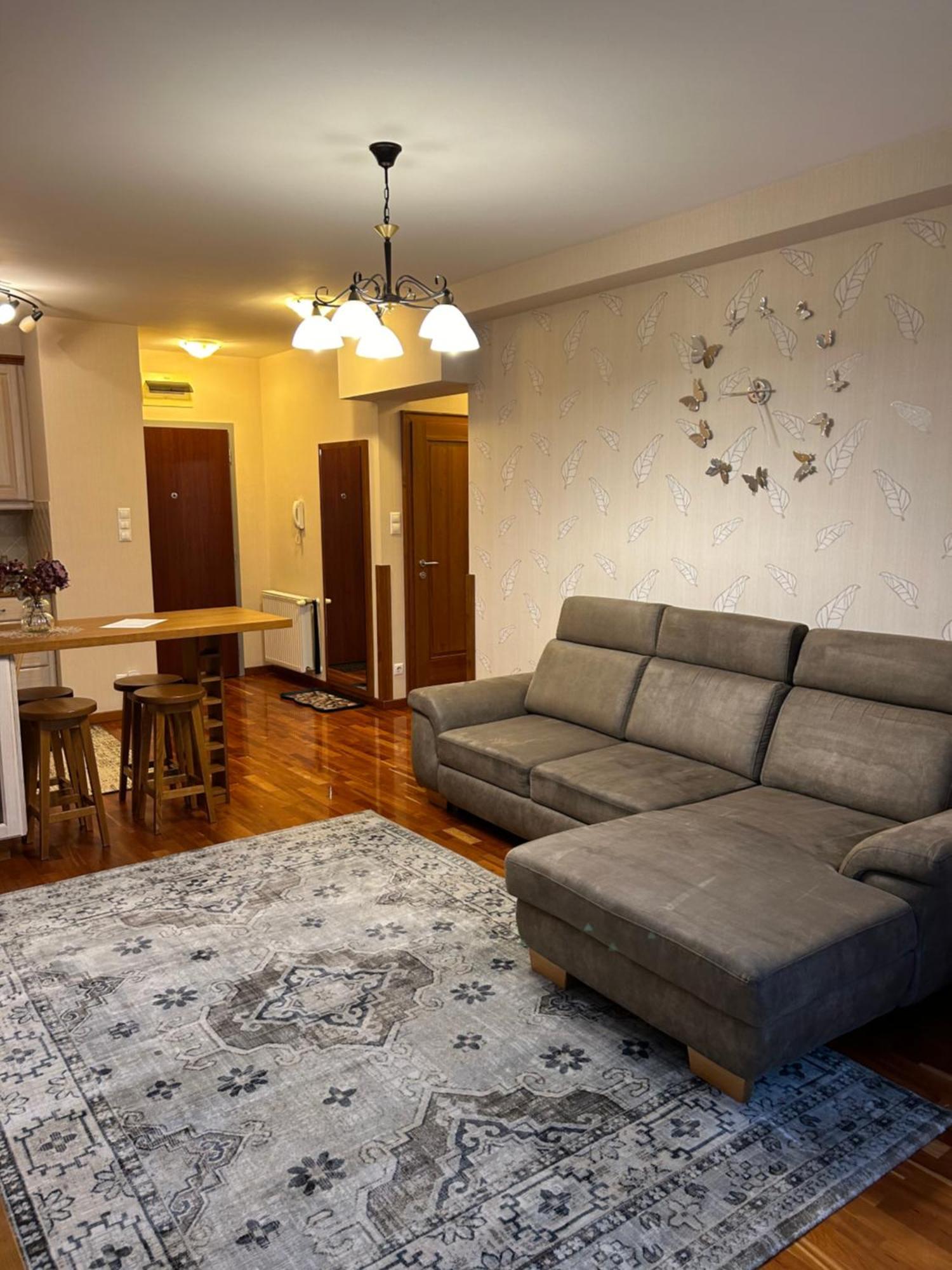 Danube Terrace Elegant With 2 Bedroom With Free Air Conditioner And Private Parking Budapest Exteriör bild